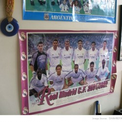 رستوران پرسپولیس، بلوار رسیدا. لس آنجلس، ۲۰۰۵