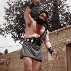 سیروس قهرمانی