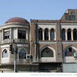 Lalezar avenue, Tehran - تقاطع لاله زار و خیابان استانبول، کافه پارس