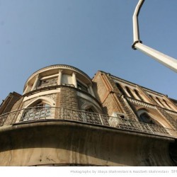 Lalezar avenue, Tehran - تقاطع لاله زار و خیابان استانبول، کافه پارس