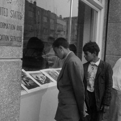 دفتر اداره اطلاعات و روابط فرهنگی ایالات متحد آمریکا در ایران (۱۳۳۰) - U.S.I.E.S. In Iran (1950)