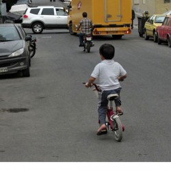 Walking in Tehran’s Amirabad - پرسه در امیرآباد (96)