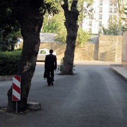 Basiri, Bagh-e-Bank Allley