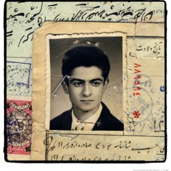 Iranian men, born in 1942 (24)