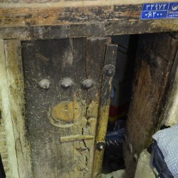 Old Mansion in Marvi Alley