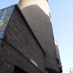 A House Near Ferdowsi Square (12)