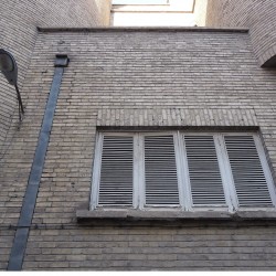 A House Near Ferdowsi Square (21)