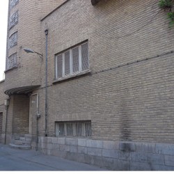A House Near Ferdowsi Square (22)