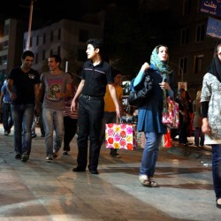 تهران در شب