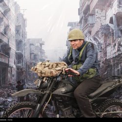 مدافعان حرم در مقابل ویرانه های سوریه